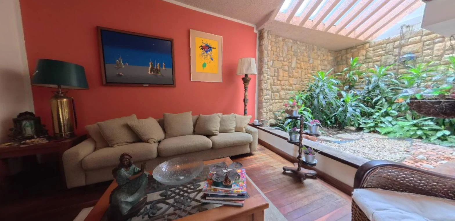 Ejemplo de tour personalizado: sala de la quinta en Los Naranjos